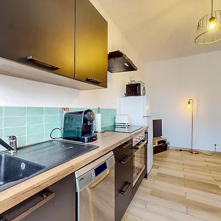2 Bedroom Awesome Home In Royan * Royan