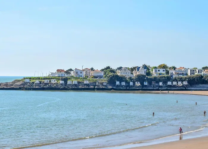 Lovely In With Wifi Дом отдыха